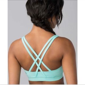 Lululemon Energy Bra in color Toothpaste